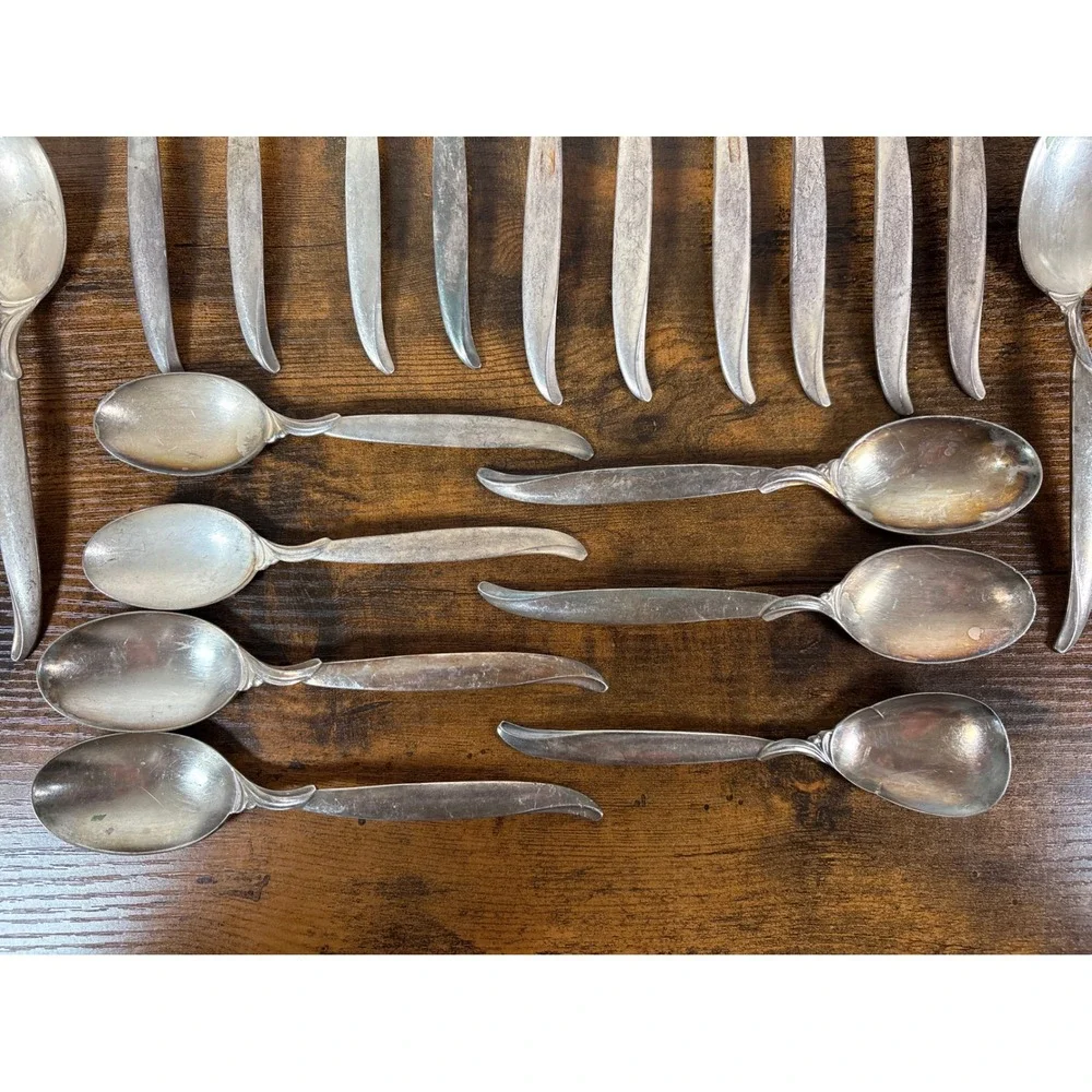 1847 Rogers Bros Flair Silverplate Flatware Set 28pc Mid Century Modern MCM